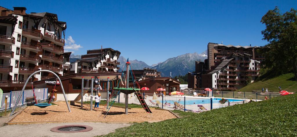 Residence Grand Bois Cles Blanches La Tania Exterior photo